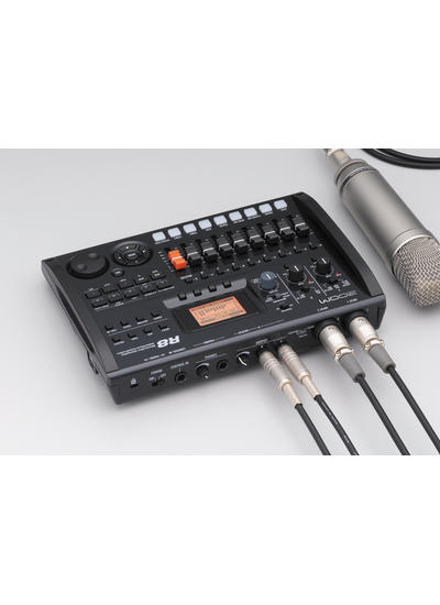 R8 Recorder/Interface Controller/Sampler | Gotham Sound